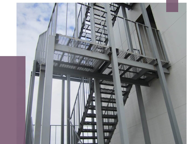 Монтаж пожарных лестниц в Ухте от 7695 руб.