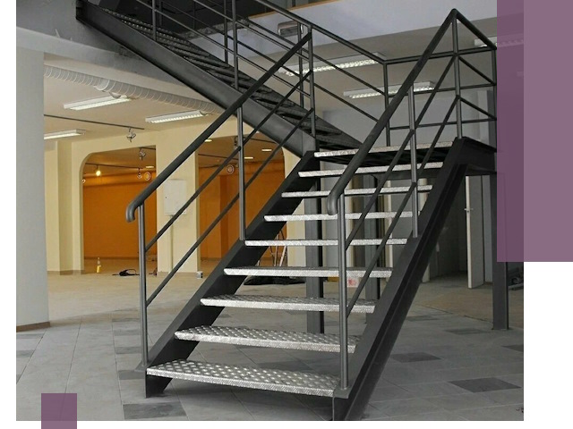 Лестницы для офиса в Ухте: изготовление, монтаж, демонтаж