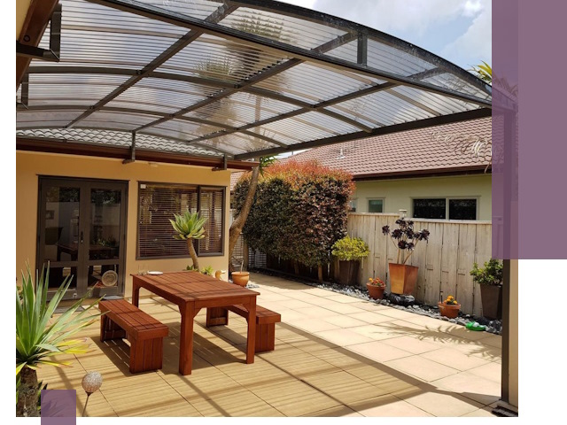 Навесы во двор под ключ в Ухте — изготовление и монтаж