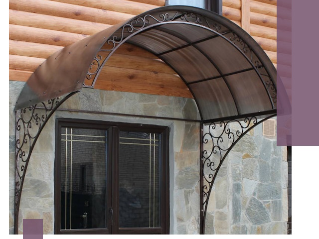 Арочные козырьки под ключ в Ухте: изготовление и монтаж