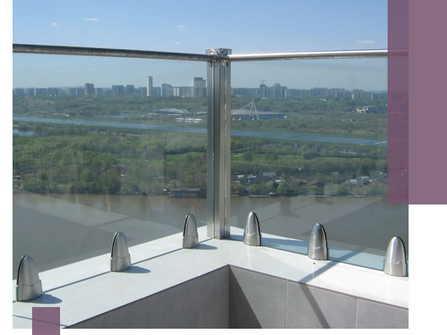 Стеклянные парапеты премиум класса в Ухте для домов и бизнесов