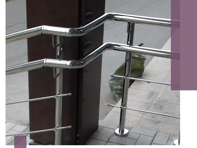 Монтаж поручней из нержавеющей стали в Ухте качественно и быстро